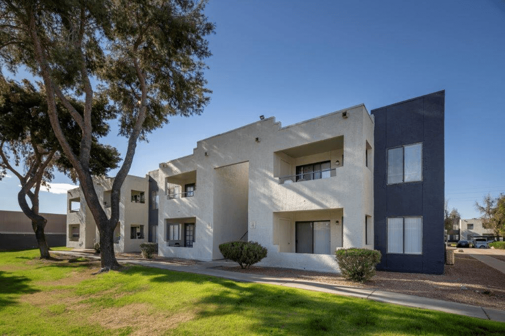 SunPointe Apartments Logo Design Contest LogoTournament