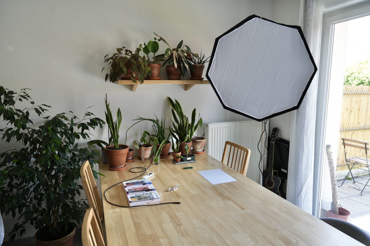 Voici mon nouveau setup vidéo (lumière Neewer et softbox)