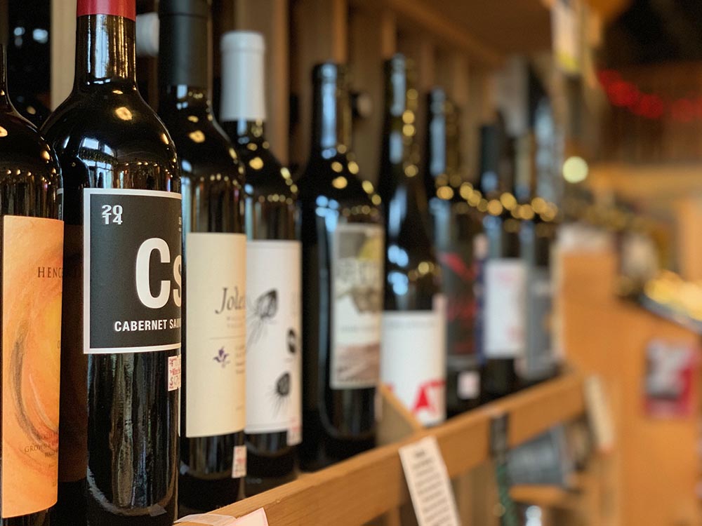 THE WINE SELLER lokl Shops