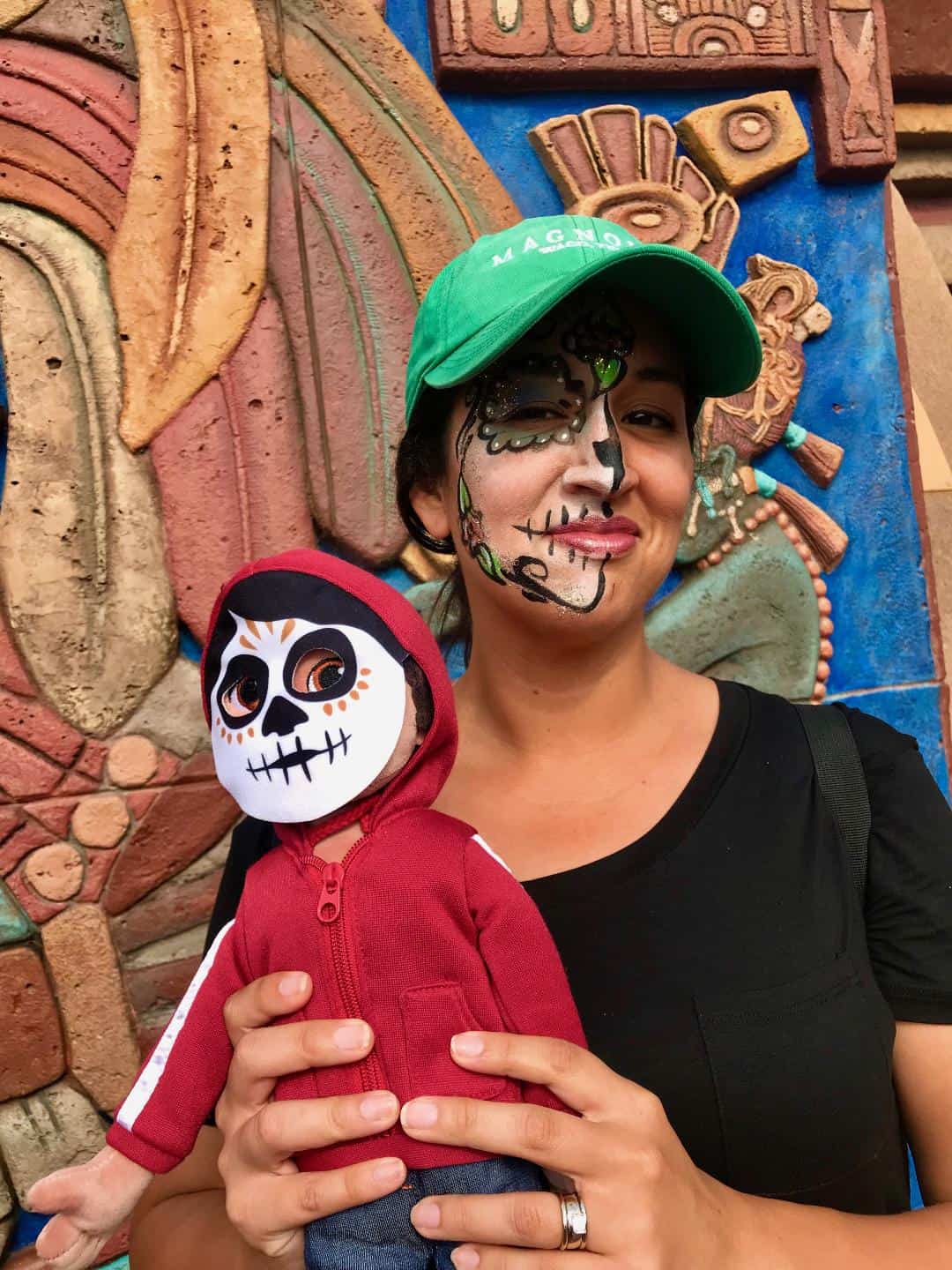 CocoFacePaintDisneyWorld Lola Lambchops