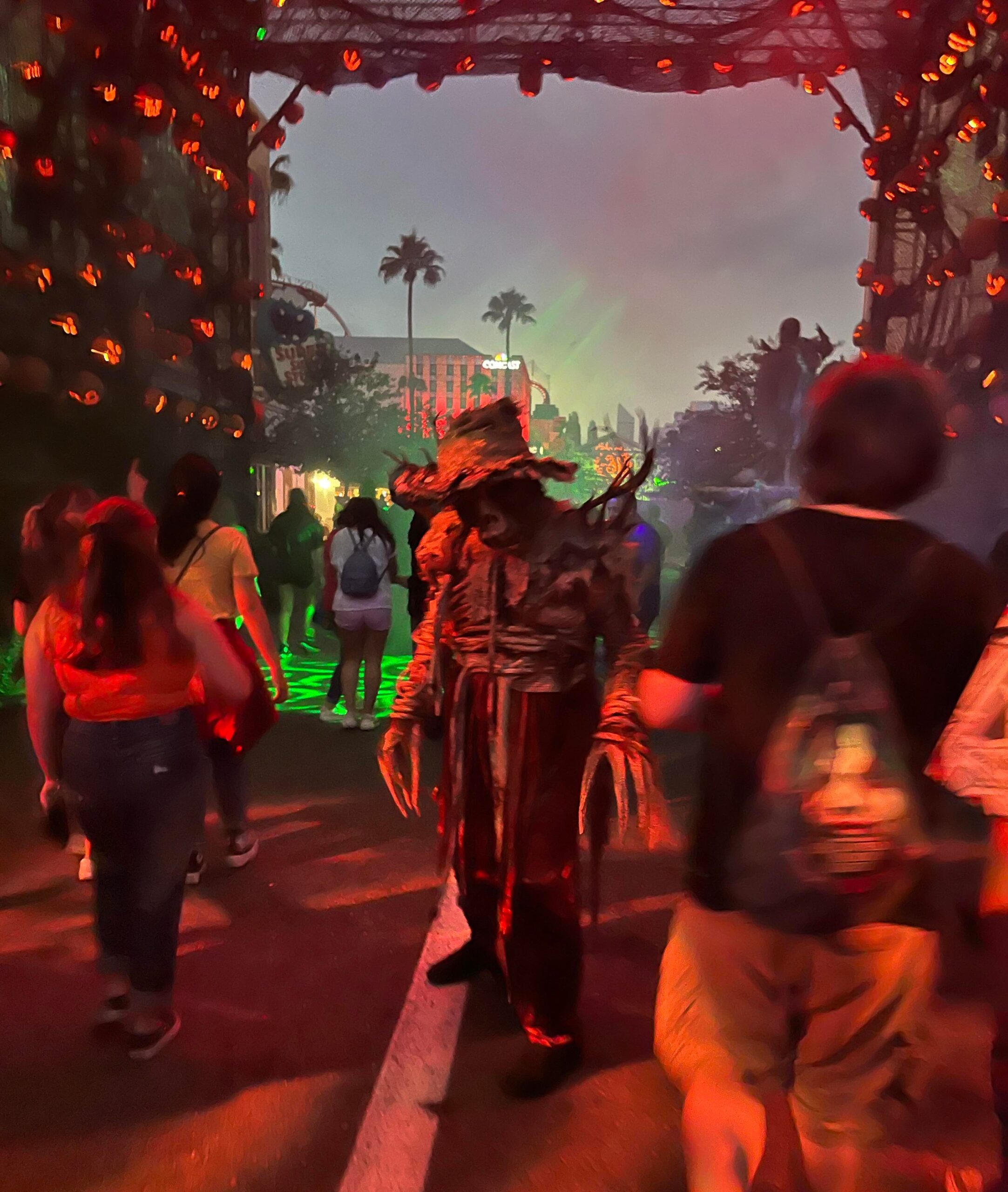 Parents Guide to Halloween Horror Nights 2024 Lola Lambchops