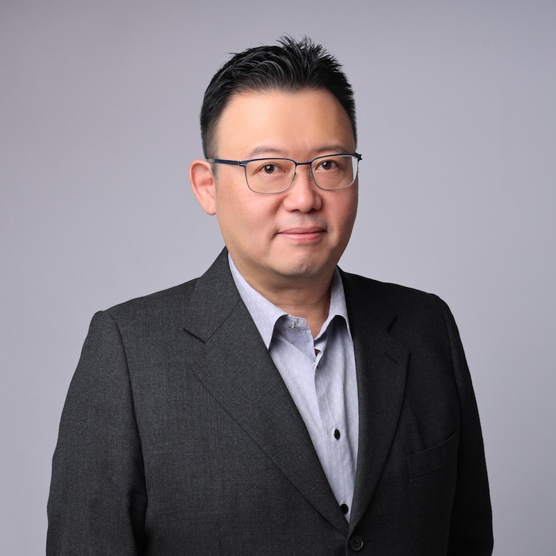 Structure London Ball Foundation