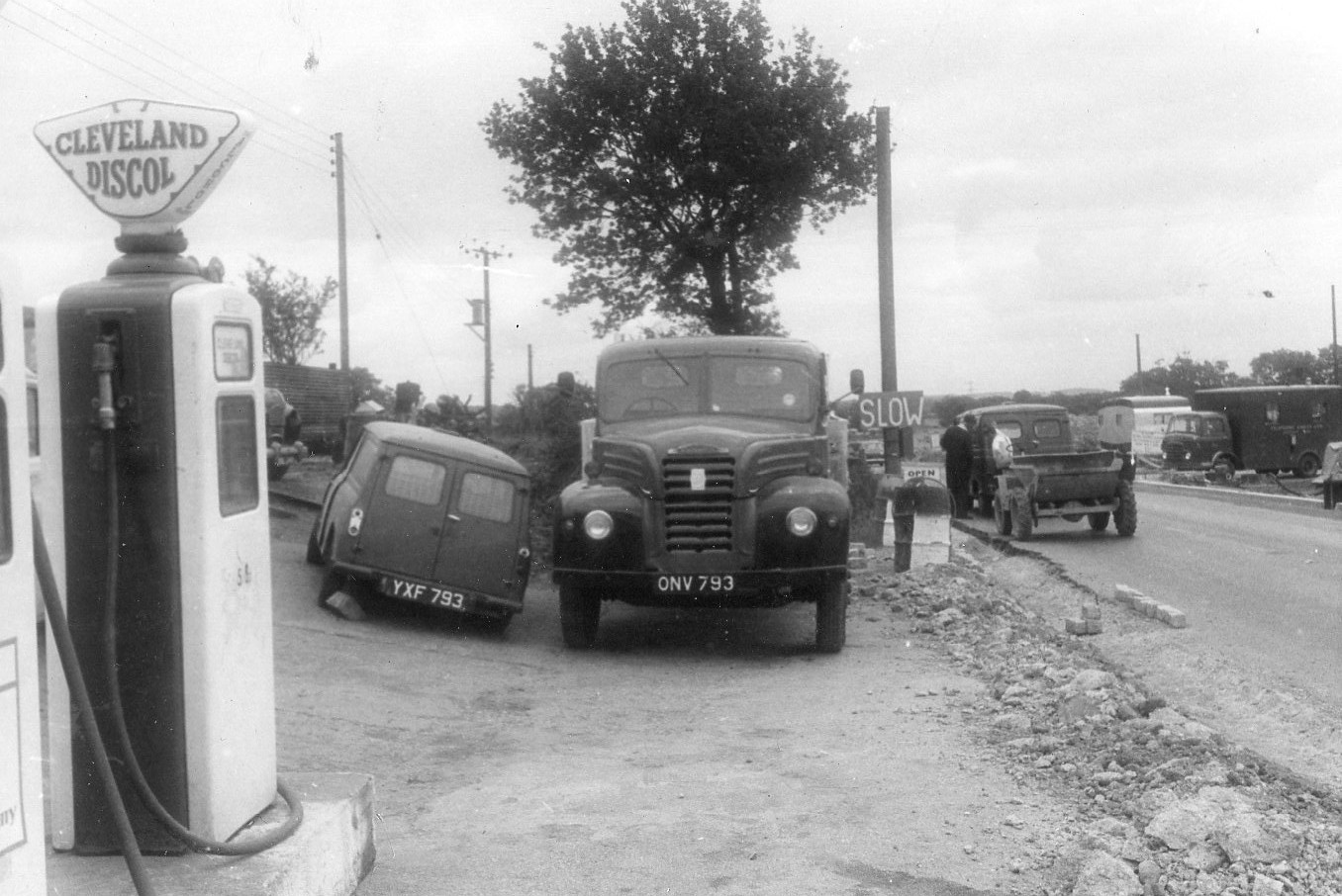 img224 Lone Pine Garage