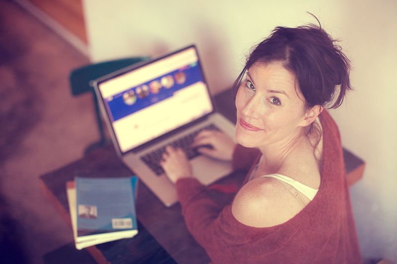 Introvert Online Dating How to Write a Captivating Profile ⋆ LonerWolf