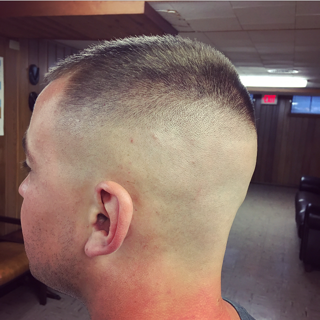 LONE WOLF BARBER CO. 705. N East St. Bloomington, IL 3096608263