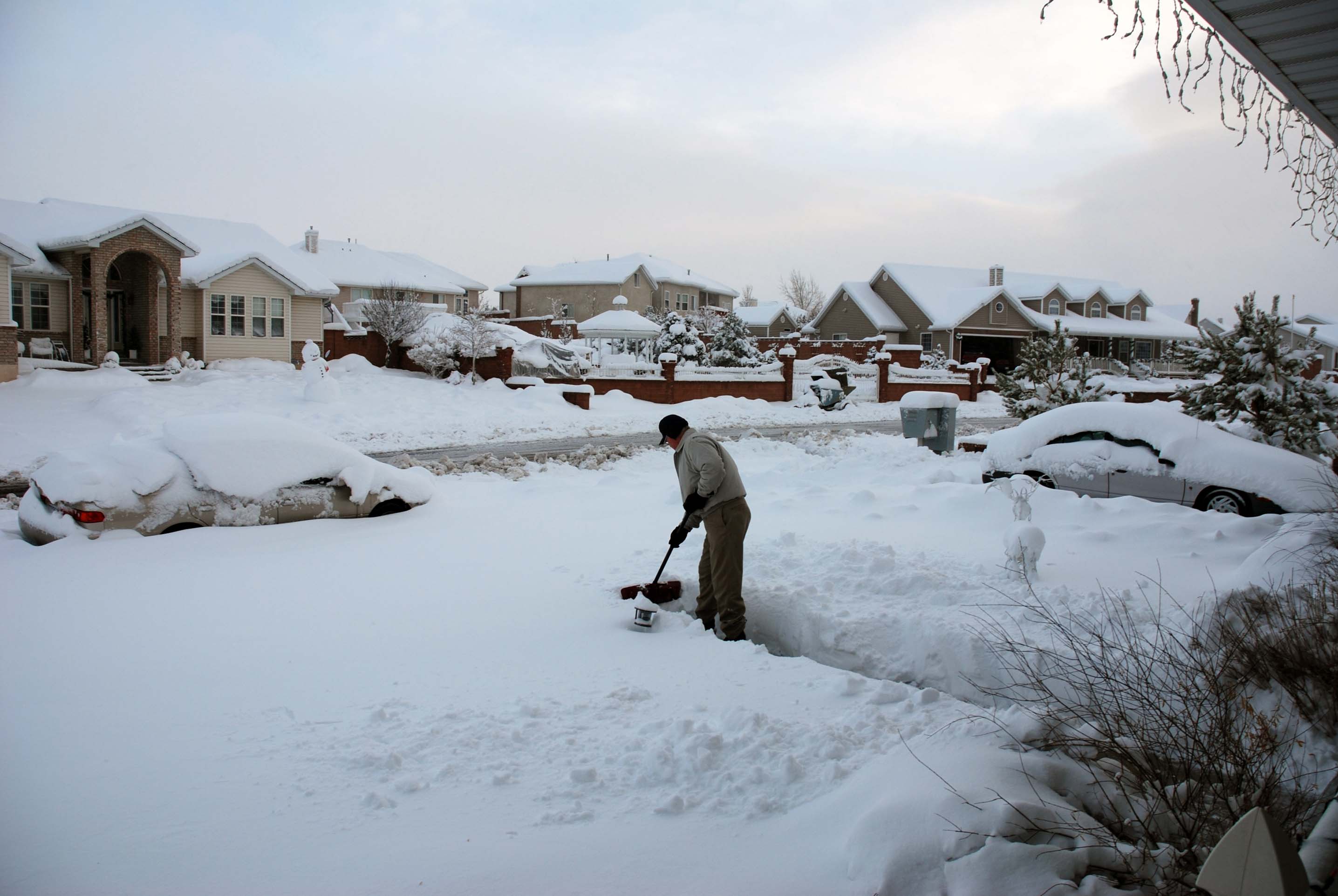 Snow In Cedar City Utah Dec. 2728 2006
