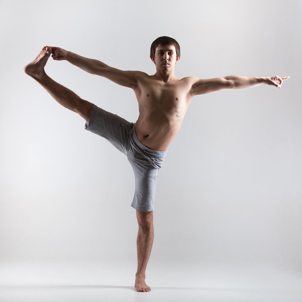 This Is Why Men's YogaWear Is The Latest Health Trend Longevity LIVE