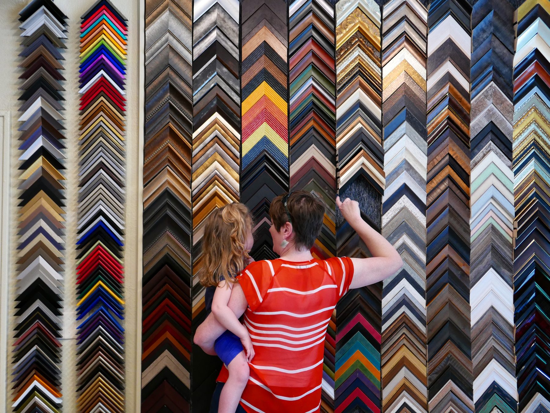 Picking out frames at MPLS Frame Shop Longfellow365