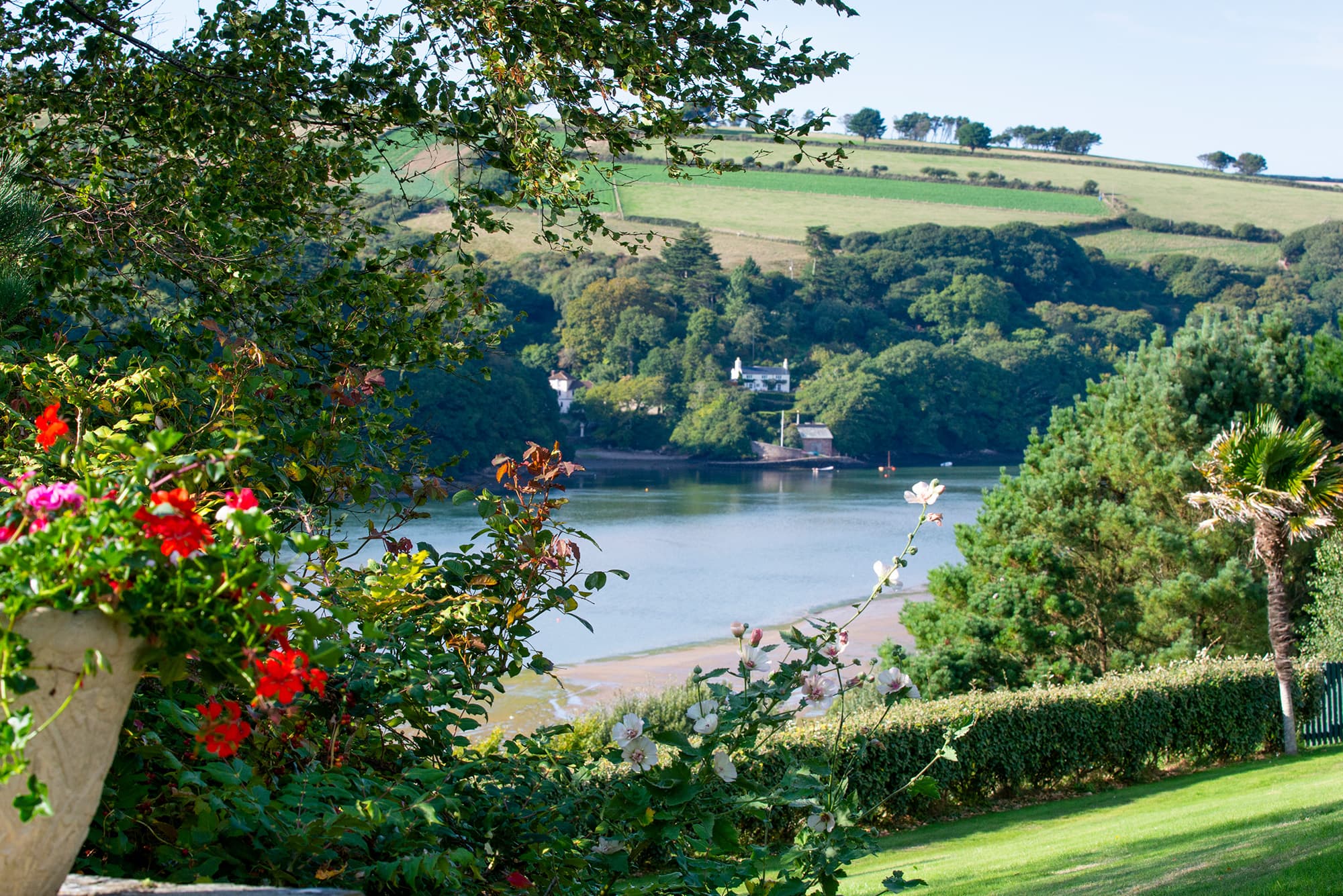 Longfield, Bantham A Stunning 7 bedroom villa in South Devon.