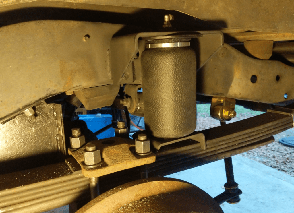 AIR LIFT Rear Helper Air Springs for the Wagoneer The Longhorn Engineer