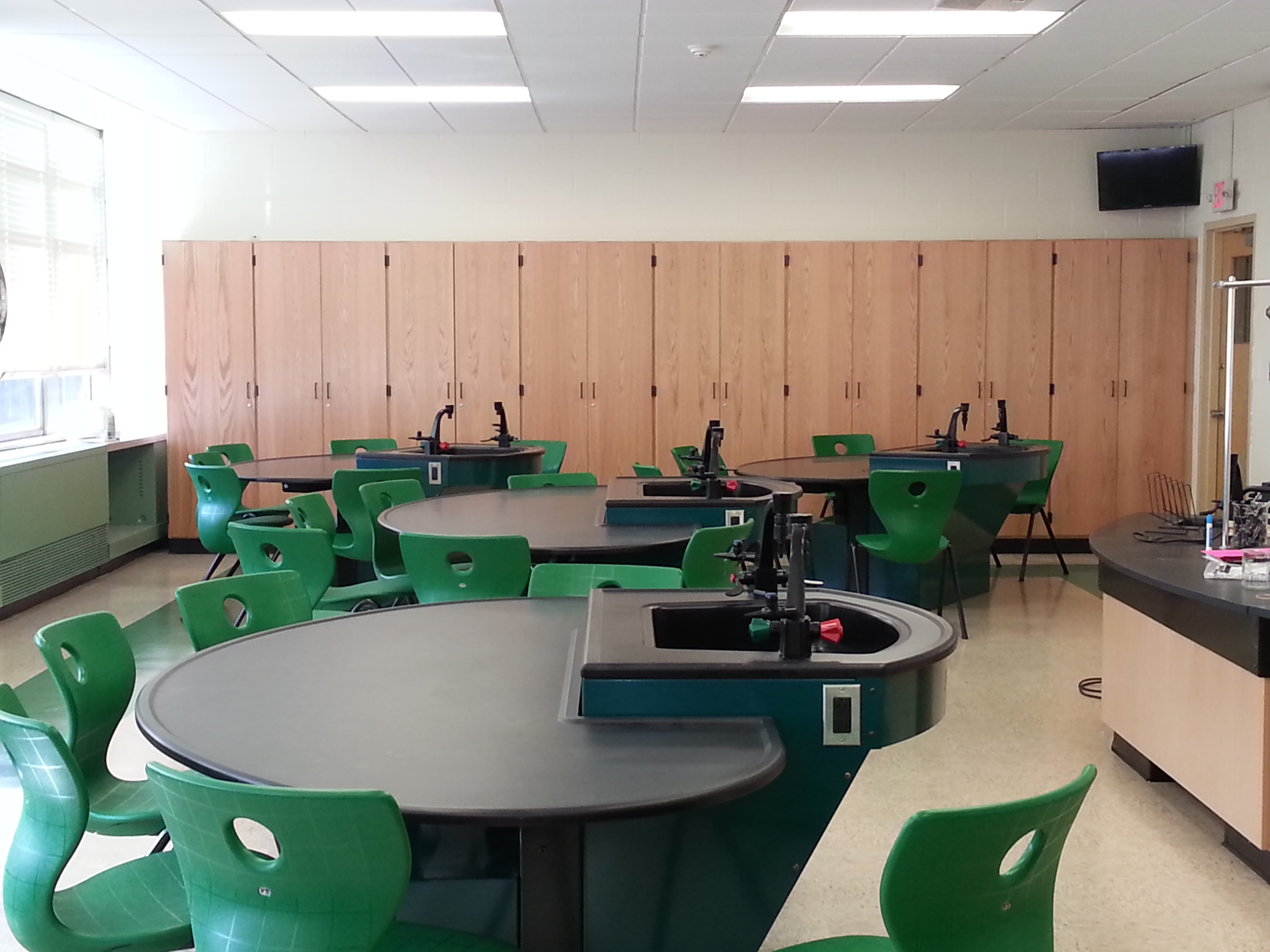 Science Lab Tables With Wheels