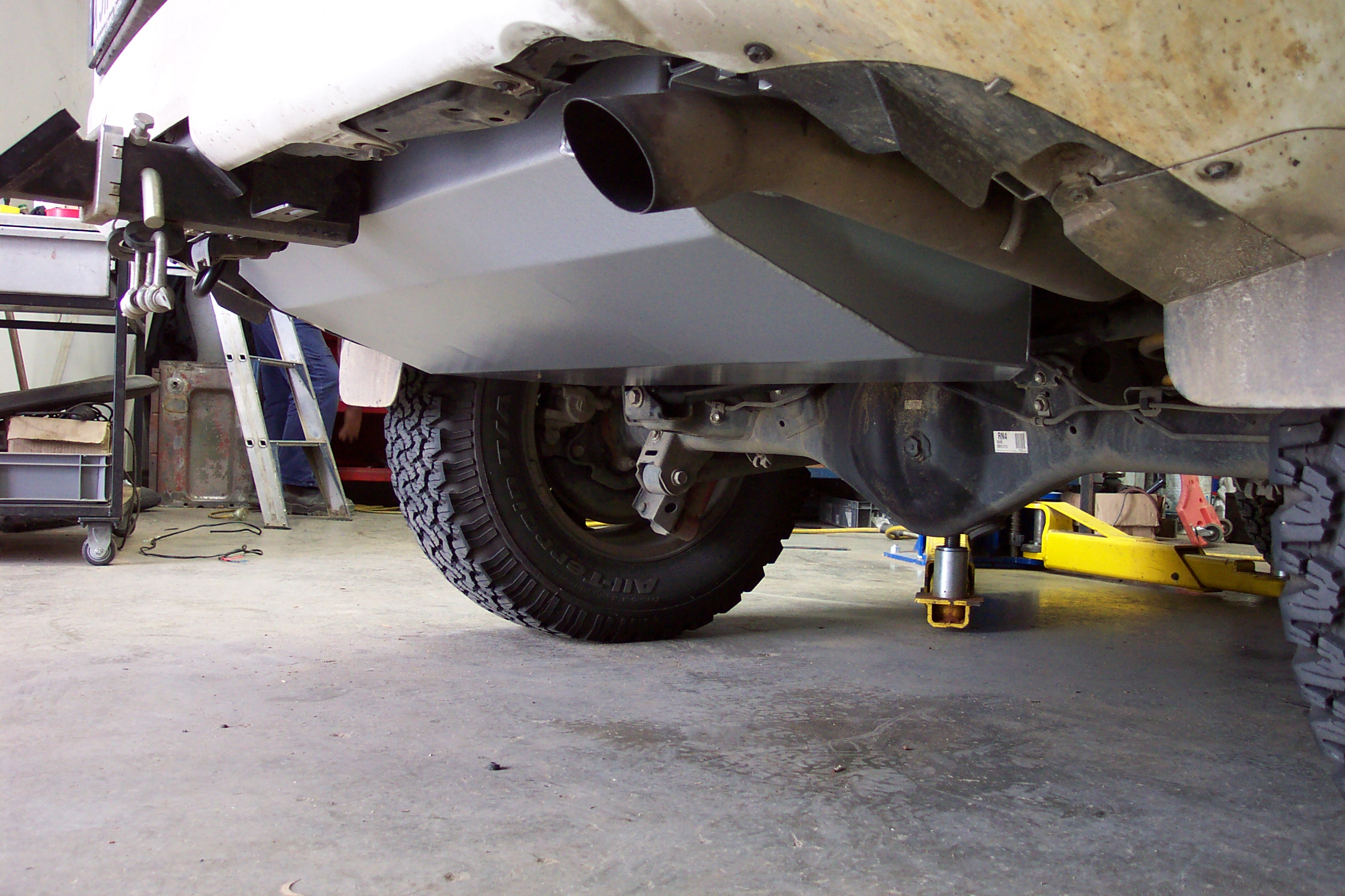 Toyota Long Range Fuel Tanks