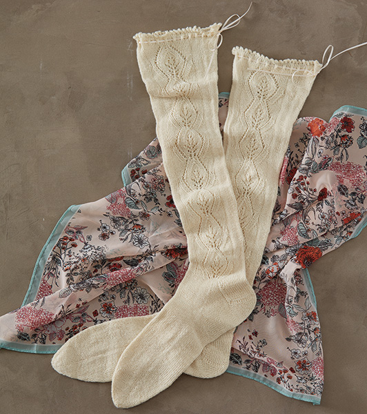 Building on History Ogee Lace Stockings PieceWork