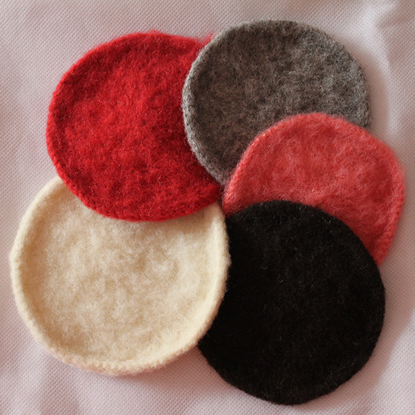 Join the Knitting in Early Modern Europe Project! PieceWork