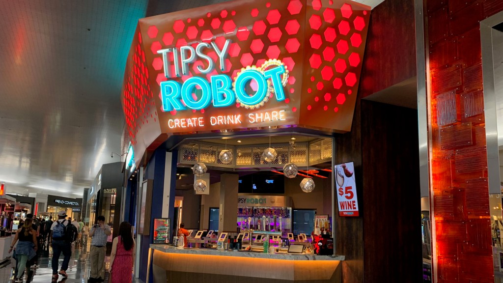 Tipsy Robot Viva LON Vegas
