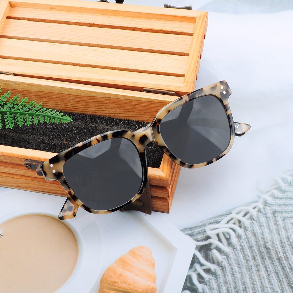 Wholesale Sunglasses Sunglasses supplier Bulk buy Sunglasses