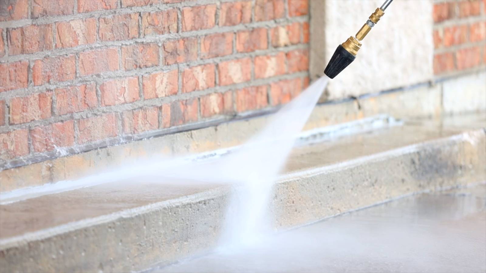 Get the Best Commercial Pressure Washing Prices Look Outside