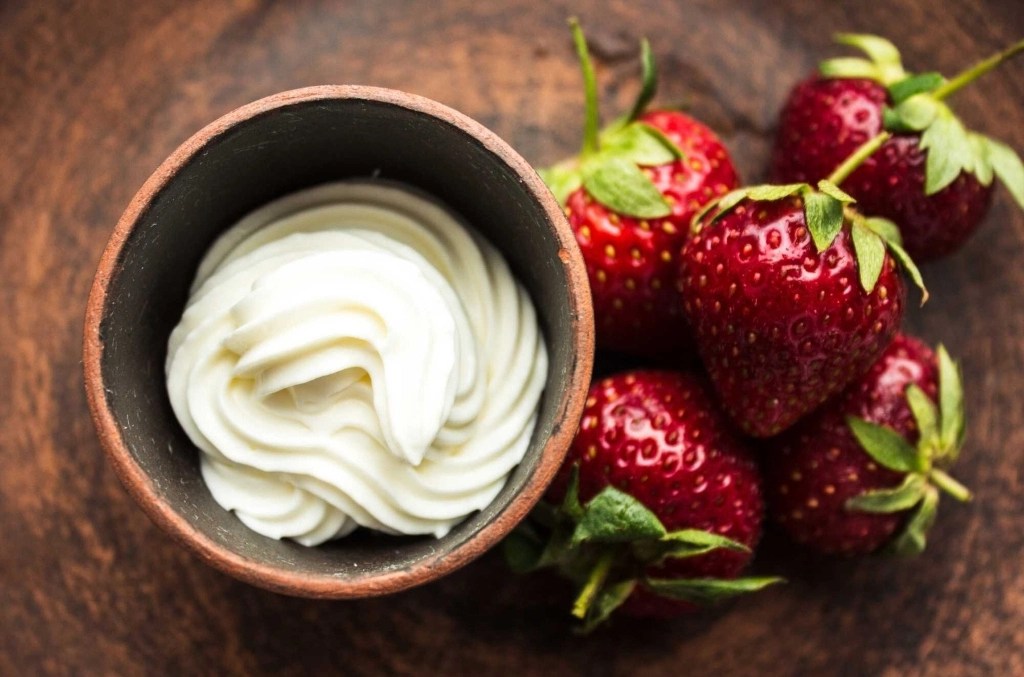 13 Dream Whip Substitute Homemade Cheap Brand Alternative