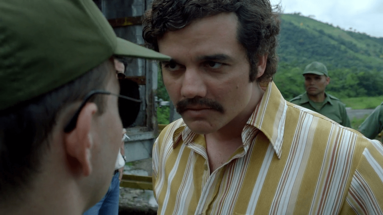 Download Narcos S01E01 & S01E03 720p BRRip x264 Dual Audio [Hindi