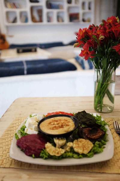 HUMUS