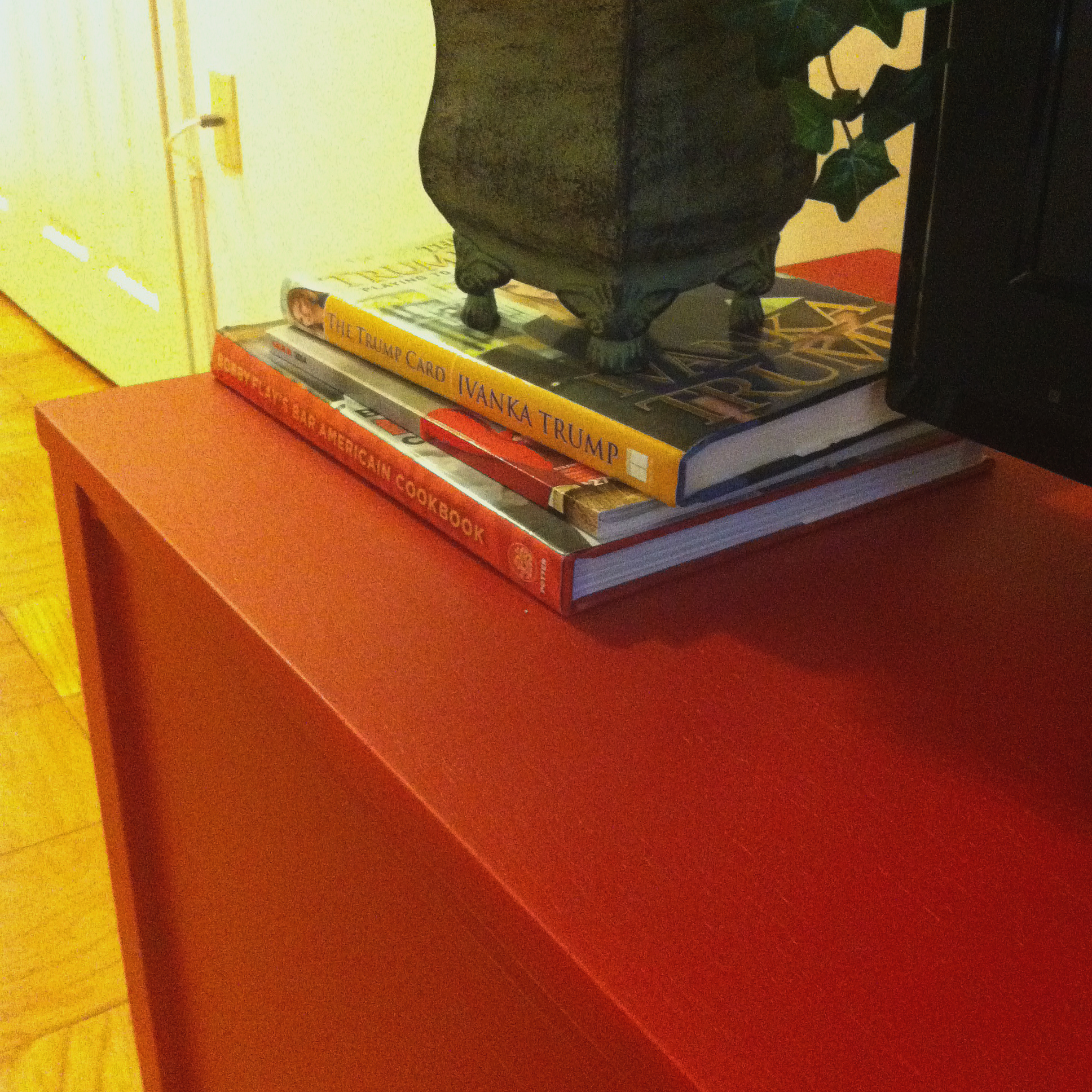 Easy tips and tricks to spray paint furniture Looking Fly on a Dime