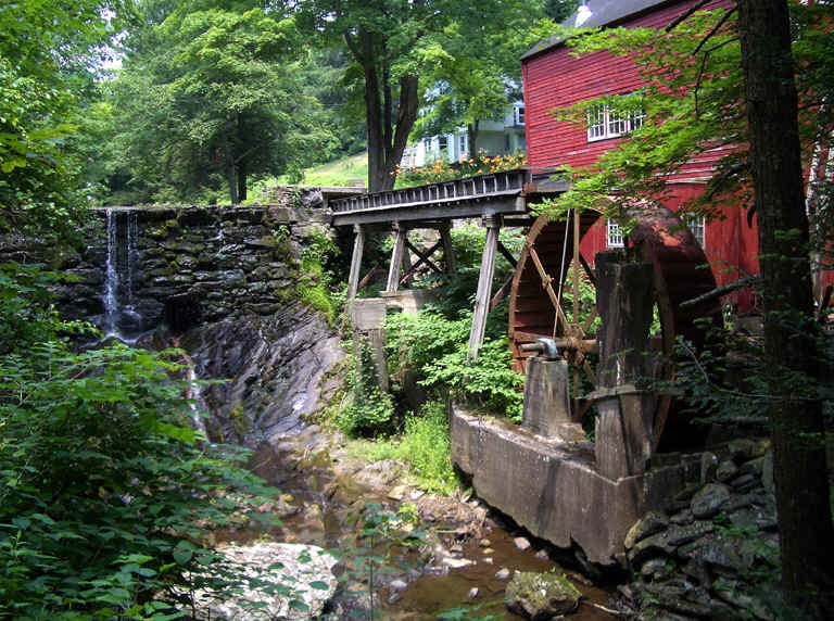 OLD WATER MILL IN BRIGDEWATER CONNECTICUT PHOTO