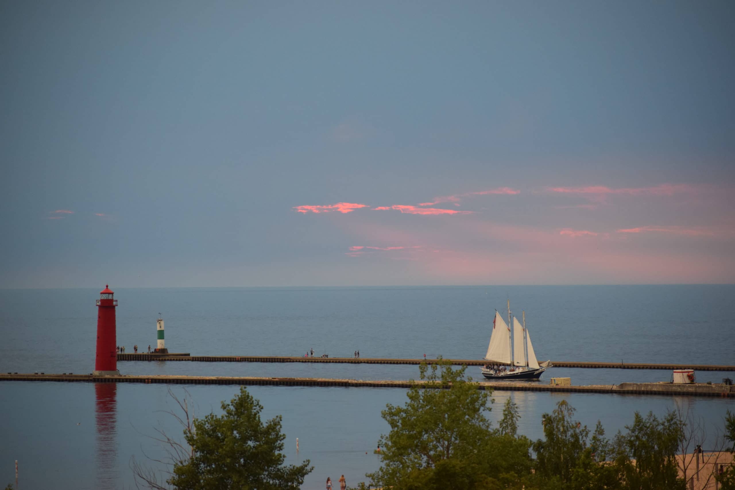 The Best of Grand Haven State Park Looking Glass Beachfront B&B
