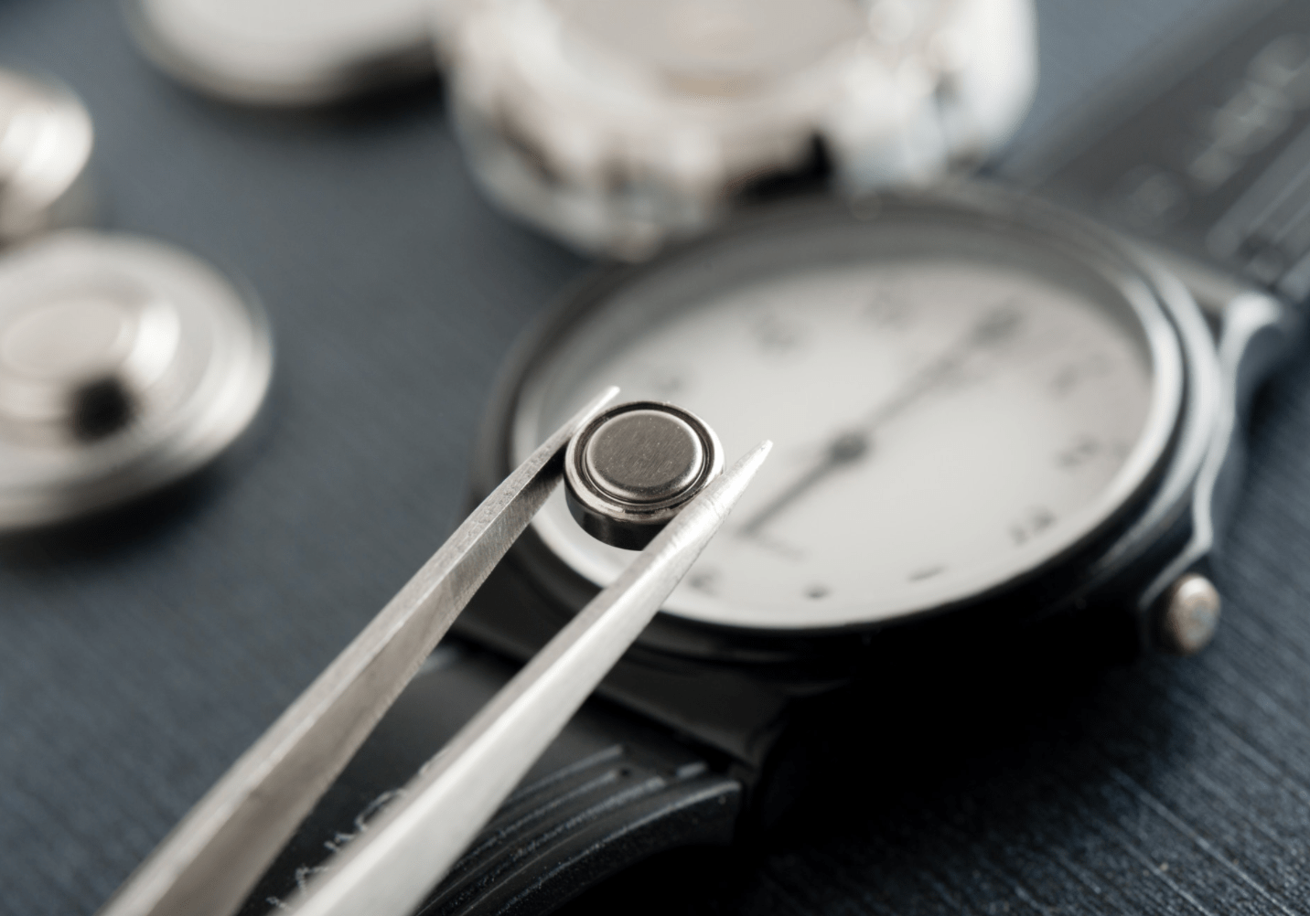 Lithium Batteries for Watches Loop21