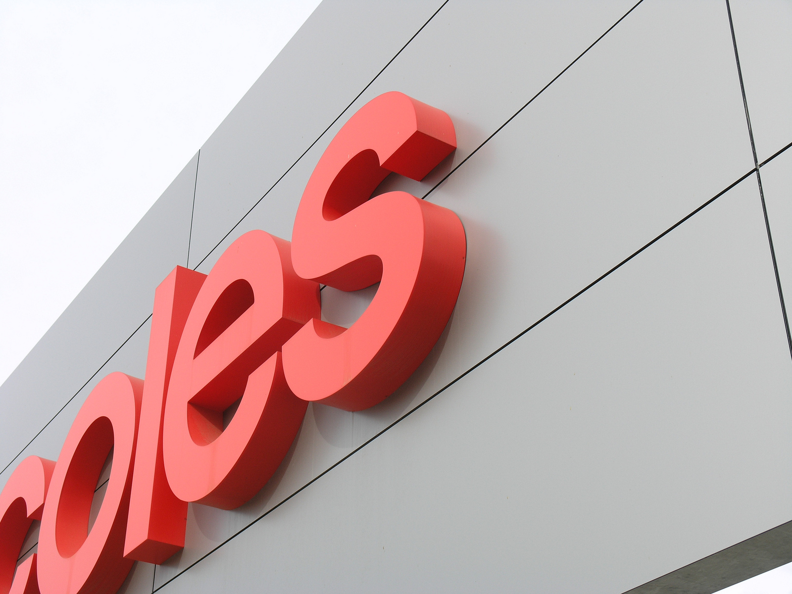 Sign Board Company in Qatar Signage Company in Qatar Road Signage