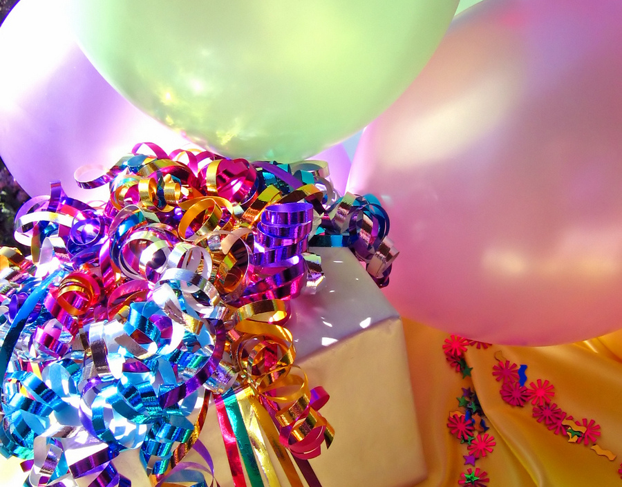 Happy Birthday! Create birthday game that is easy to run efficiently