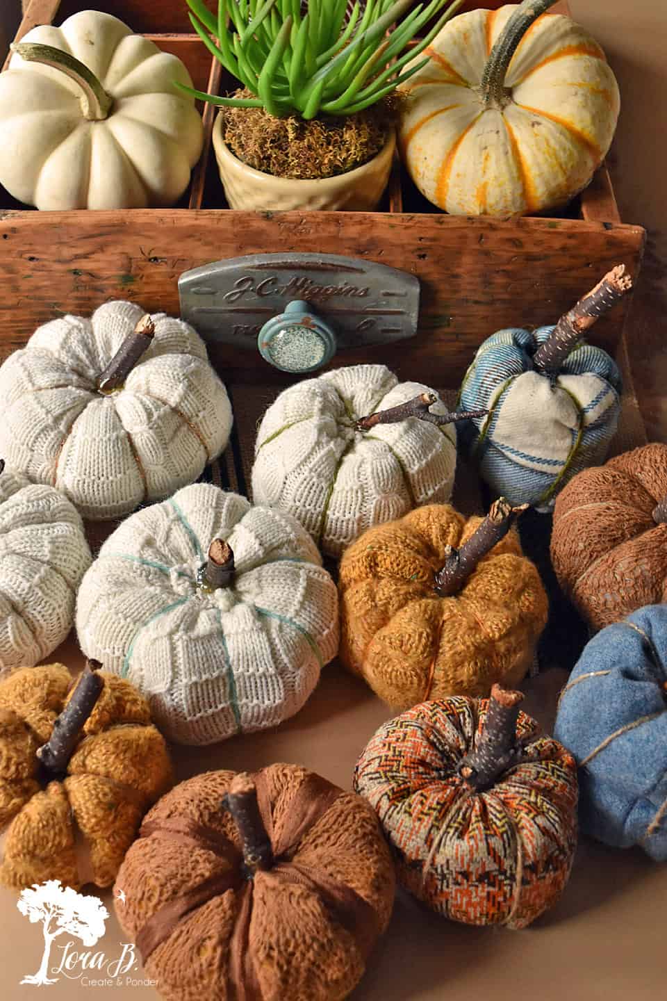Fabric Pumpkin HowTo Lora BloomquistCreate & Ponder