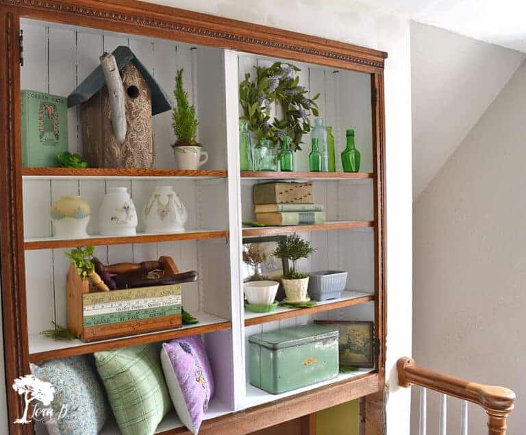 10 Styling Ideas That Make Glass Front Displays Beautiful