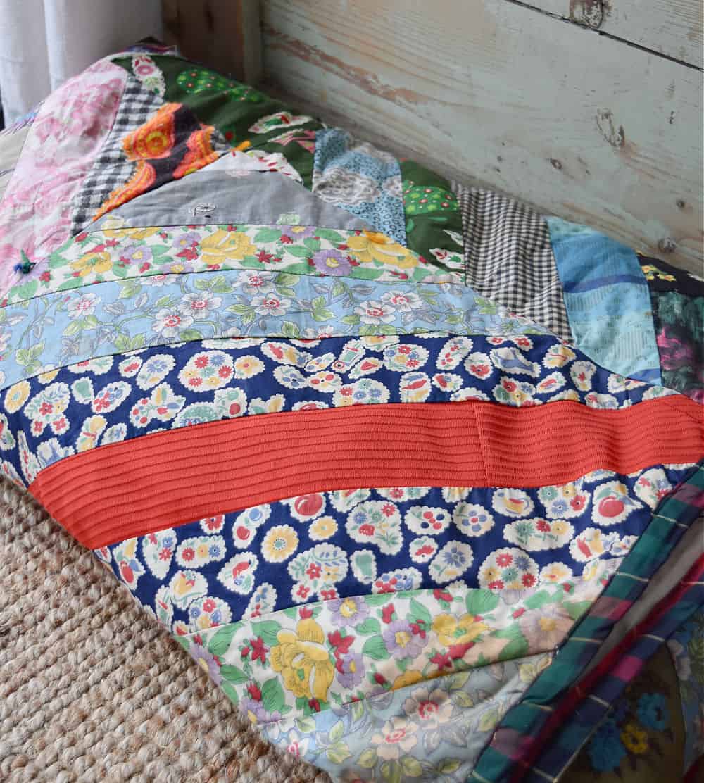 14 Simple Ways to Repurpose Old Quilts Lora BloomquistCreate & Ponder