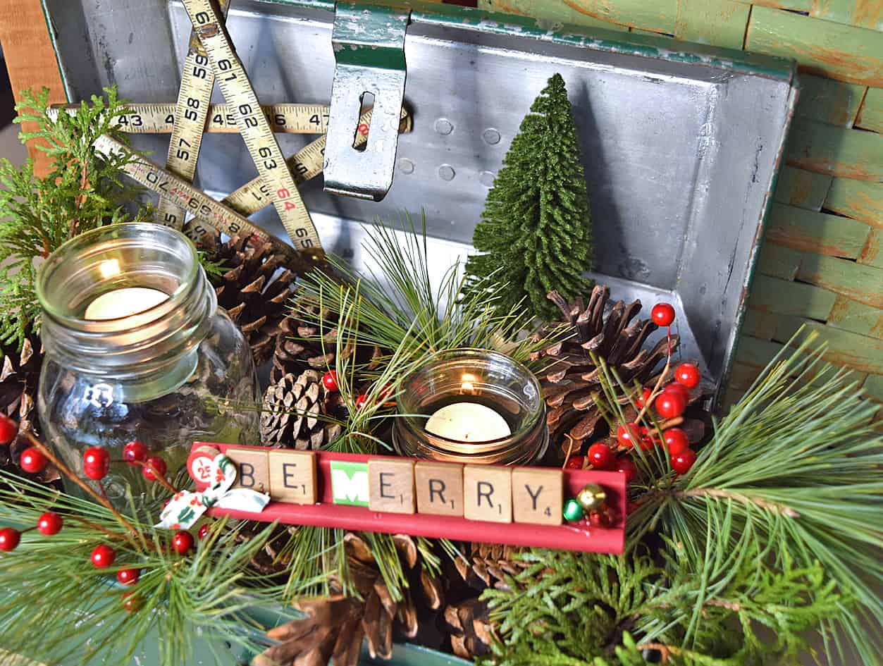 Easy DIY Vintage Tool Box Christmas Decor Lora BloomquistCreate & Ponder
