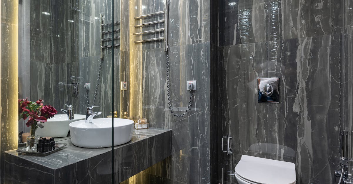 Five Tricks for Making Your New Toilet Fit Perfectly into Your Bathroo