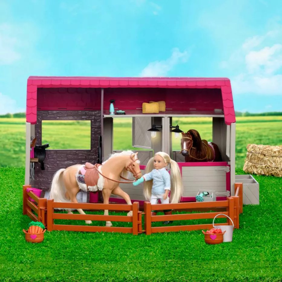 Horse Haven Toy Horse Stable & Accessories Lori