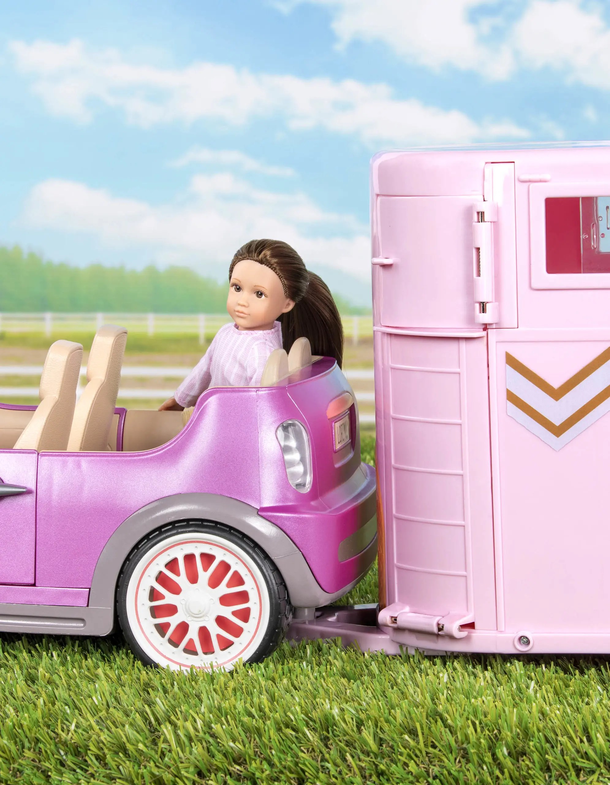 Hoofing It Toy Horse Trailer & Accessories Lori