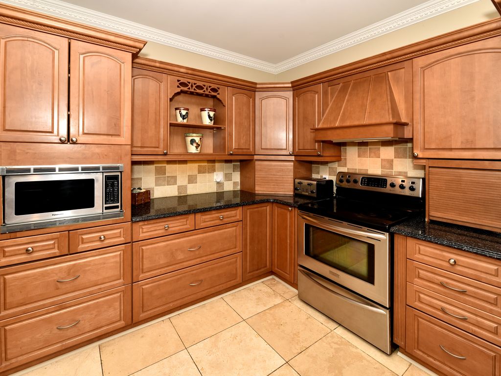 Lori Ingram Real Estate 204 Campbell Drive Arnprior