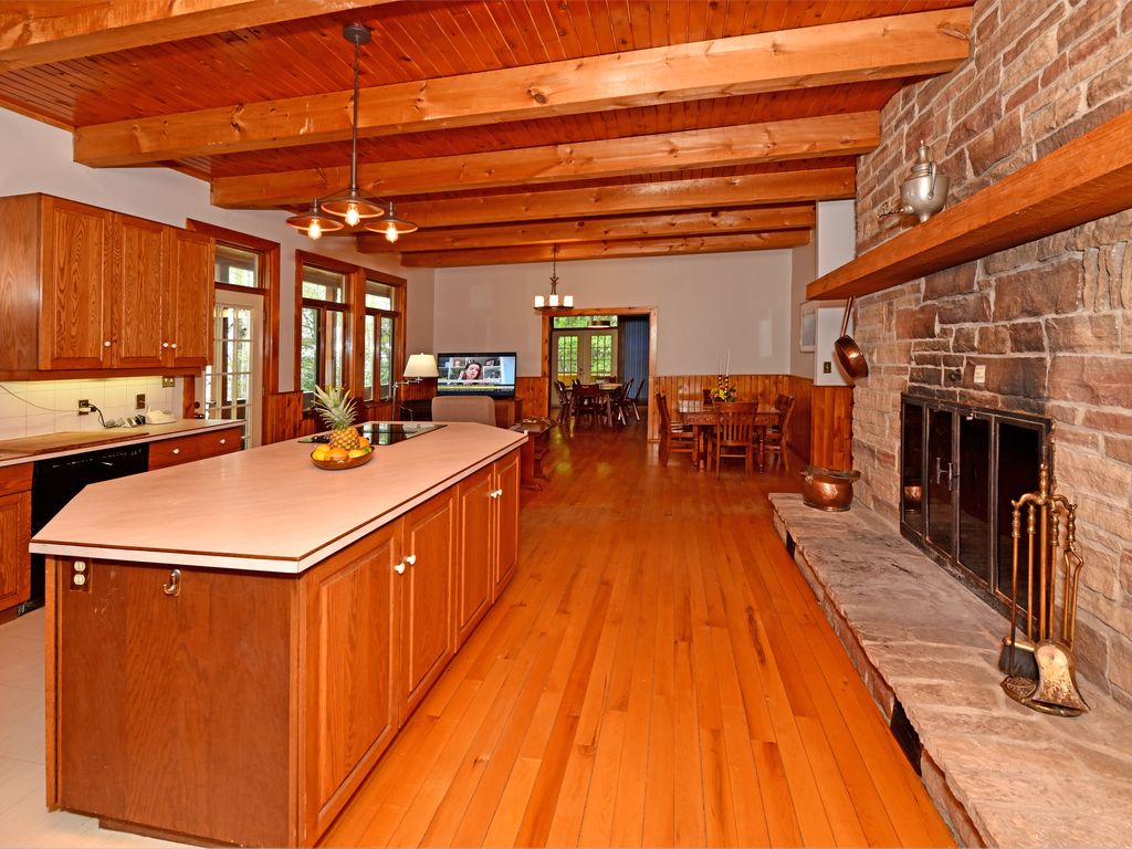 Lori Ingram Real Estate 246 Morris Island Drive, Arnprior