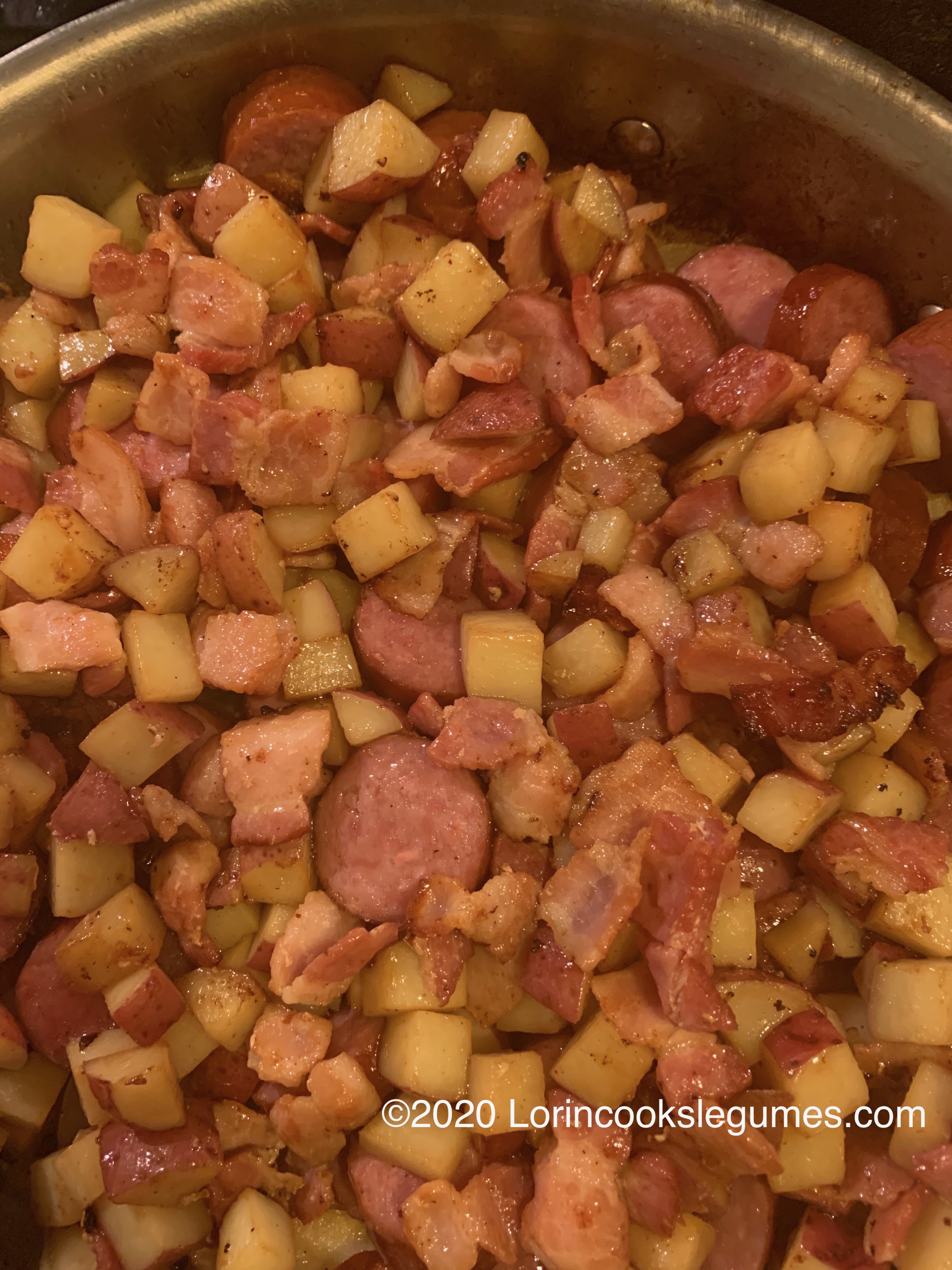 Sauerkraut and Sausage Lorin cooks Legumes