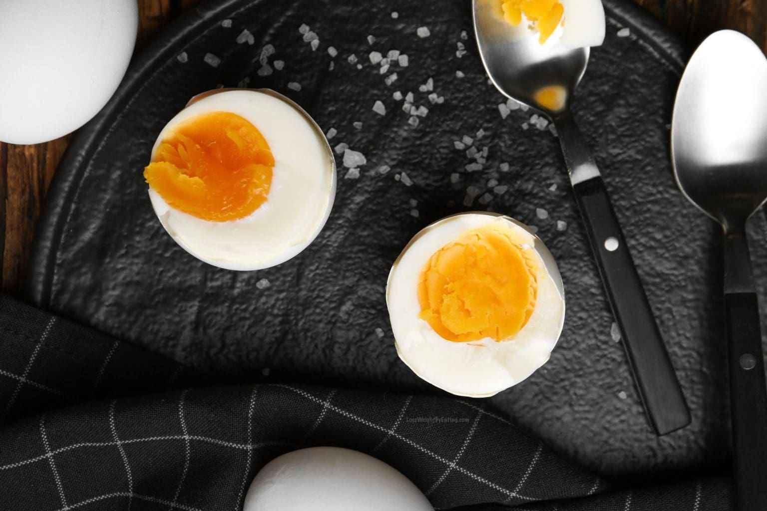 How Long to Boil Eggs {With Cooking Time Chart}