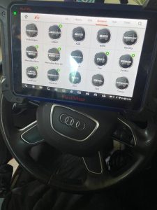 Audi Q5 Key Replacement - What To Do, Options, Costs & More
