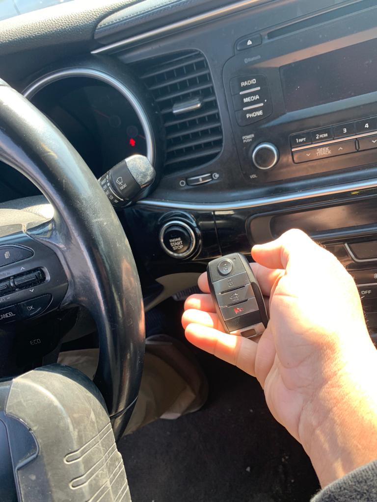 Kia Key Fob Battery Replacement Easy DIY Videos, Costs & More