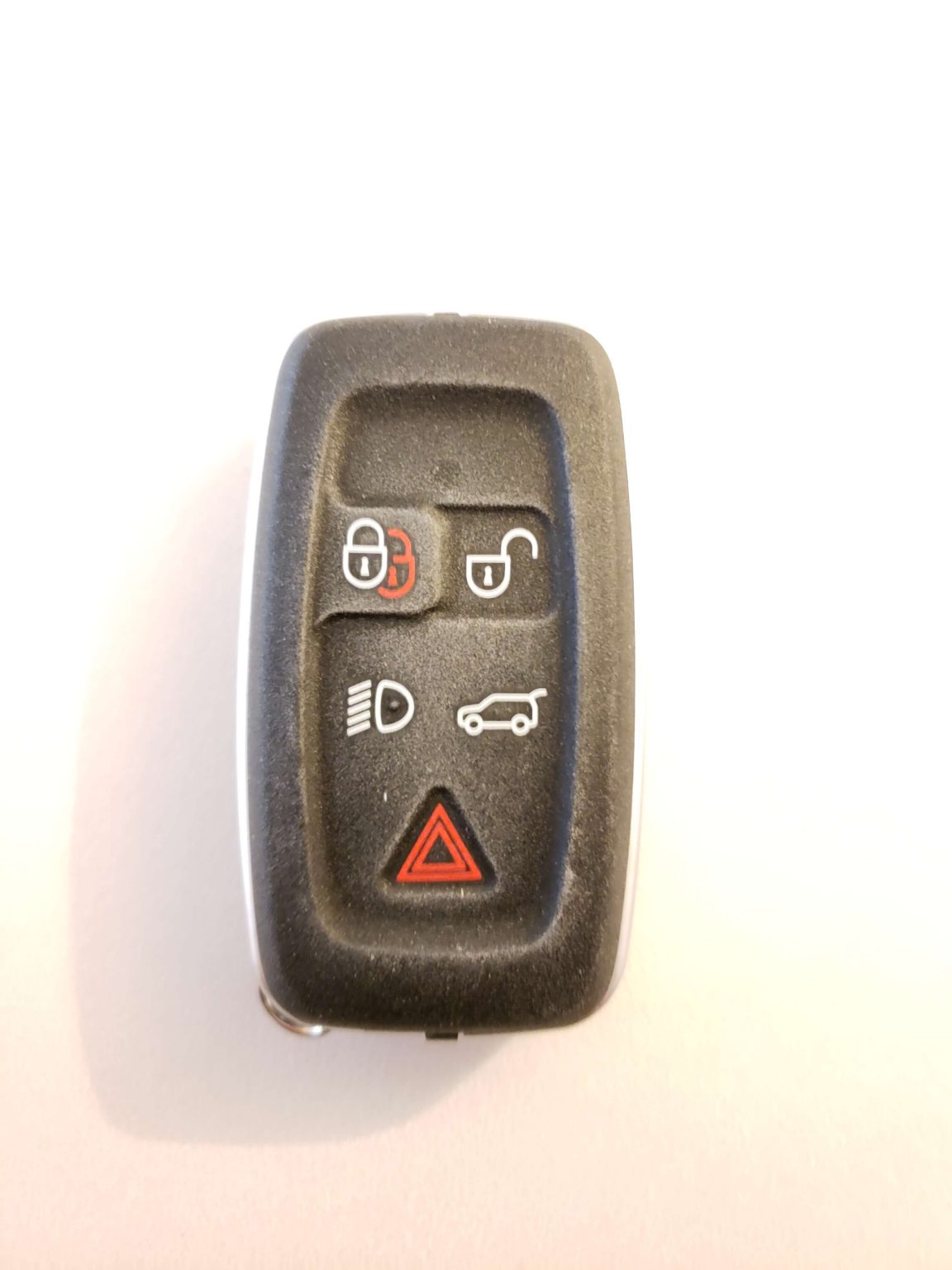 Land Rover Discovery Key Replacement What To Do, Costs & More