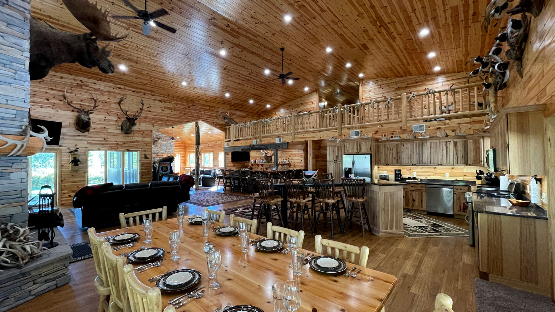 Lost Arrow Ranch Michigan Michigan Trophy Whitetail Deer Hunting Land of the Giants