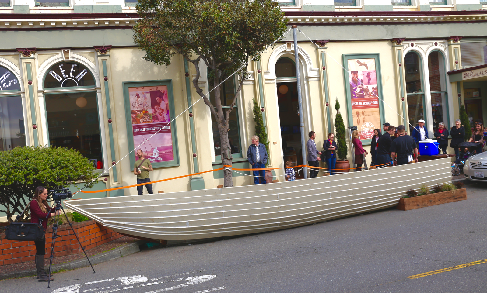 (PHOTOS/VIDEO) Ahoy, Eureka! Your Second Parklet Sets Sail to Oyster