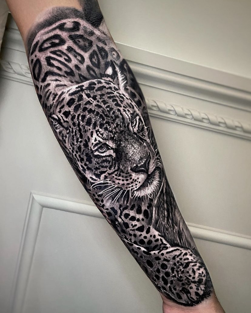 Henrry Bravo | Tattoo Artist | Lost Edge Studio 1032_x_828_jpg