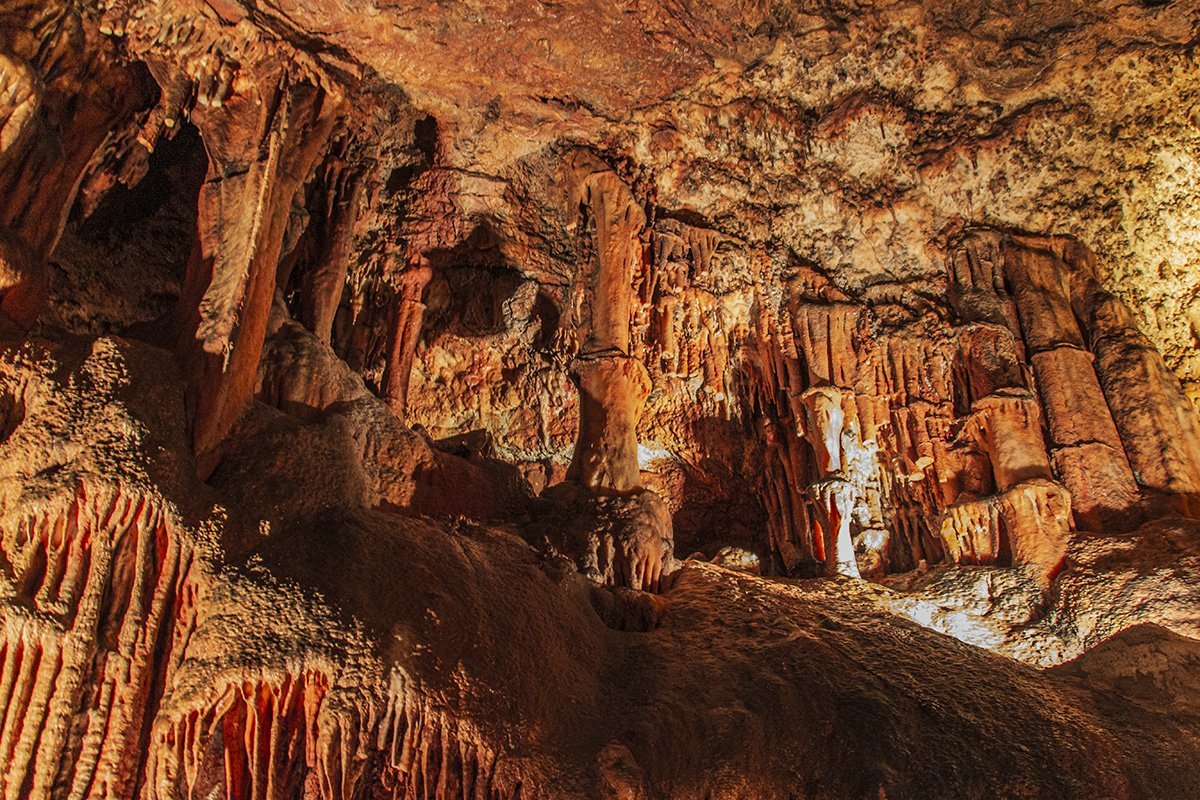 Mystic Caverns Lost In The Ozarks