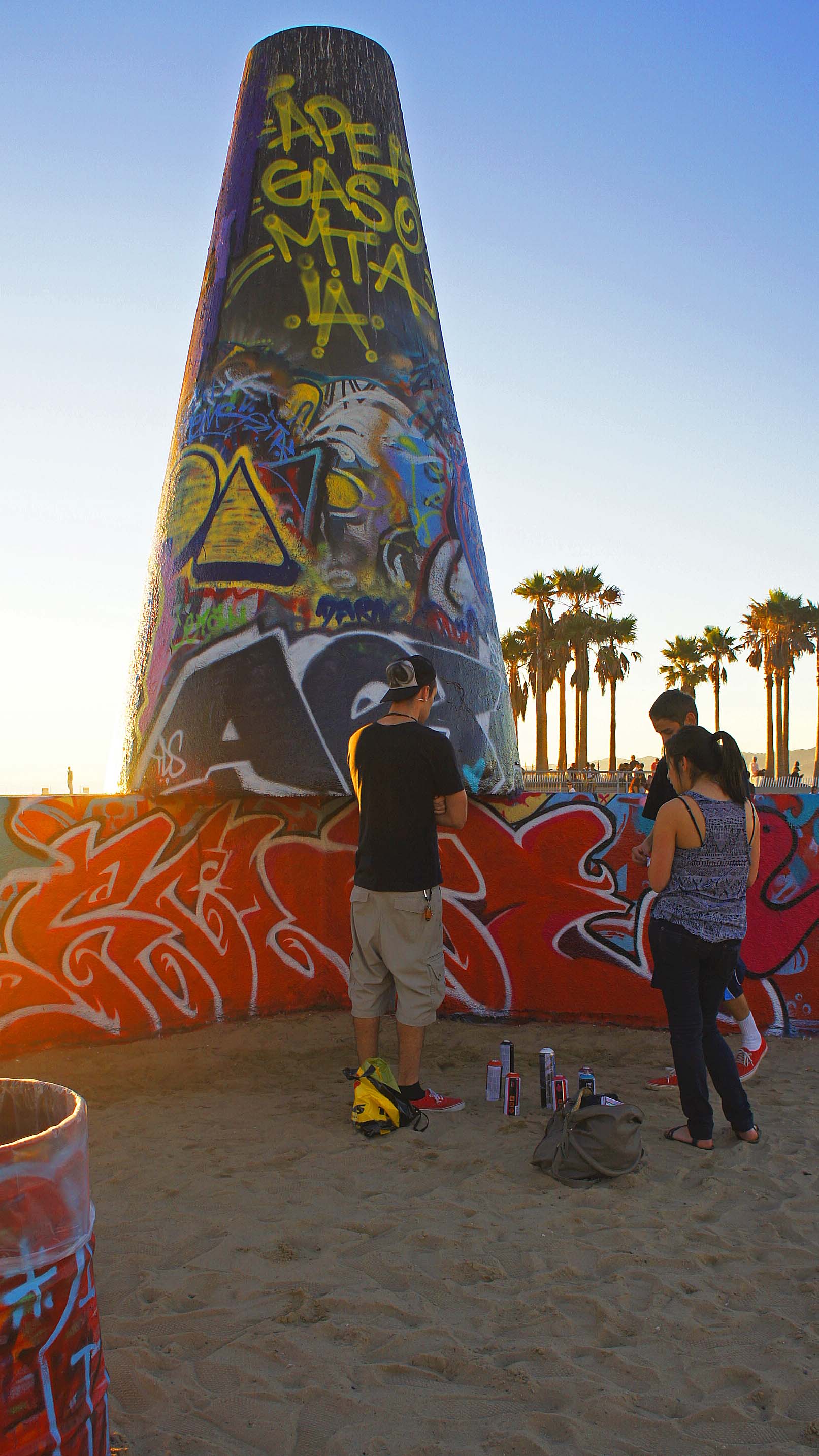 STREET ART AT THE BEACH lostmanphotos