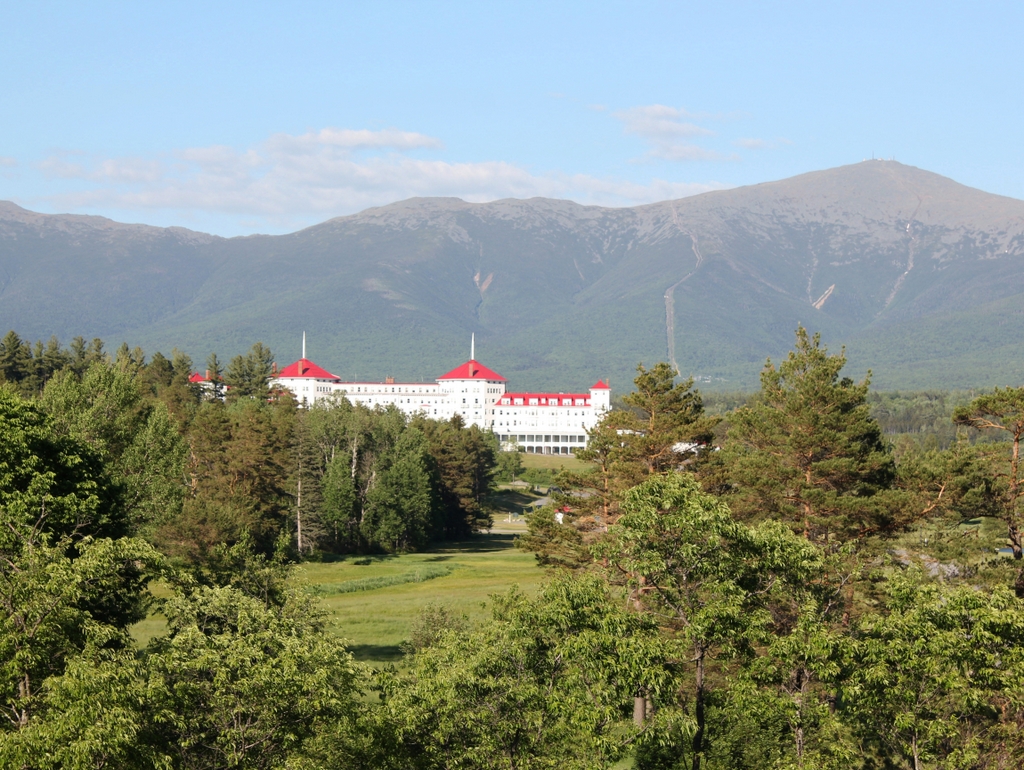 Mount Washington Hotel, Carroll, New Hampshire (2) Lost New England